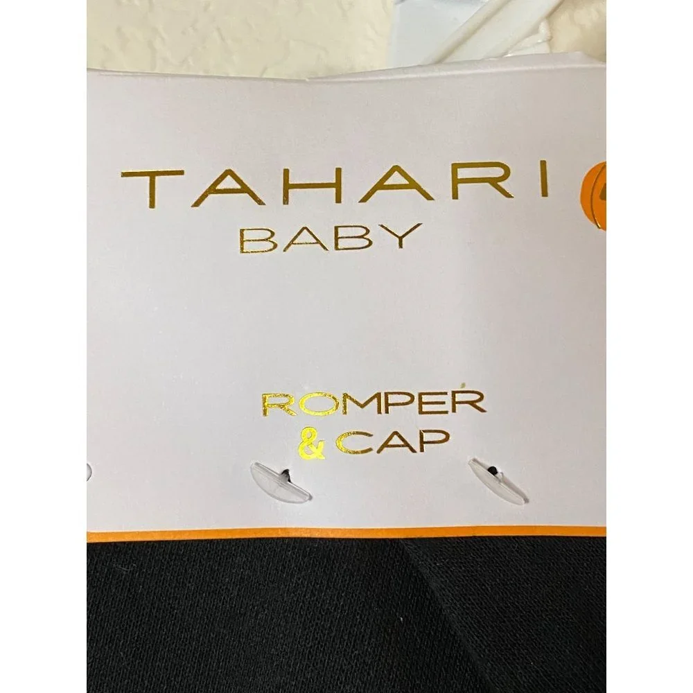 Tahari Baby Romper with Beanie‎ and glow in the dark skeleton Sz 6-9M Black